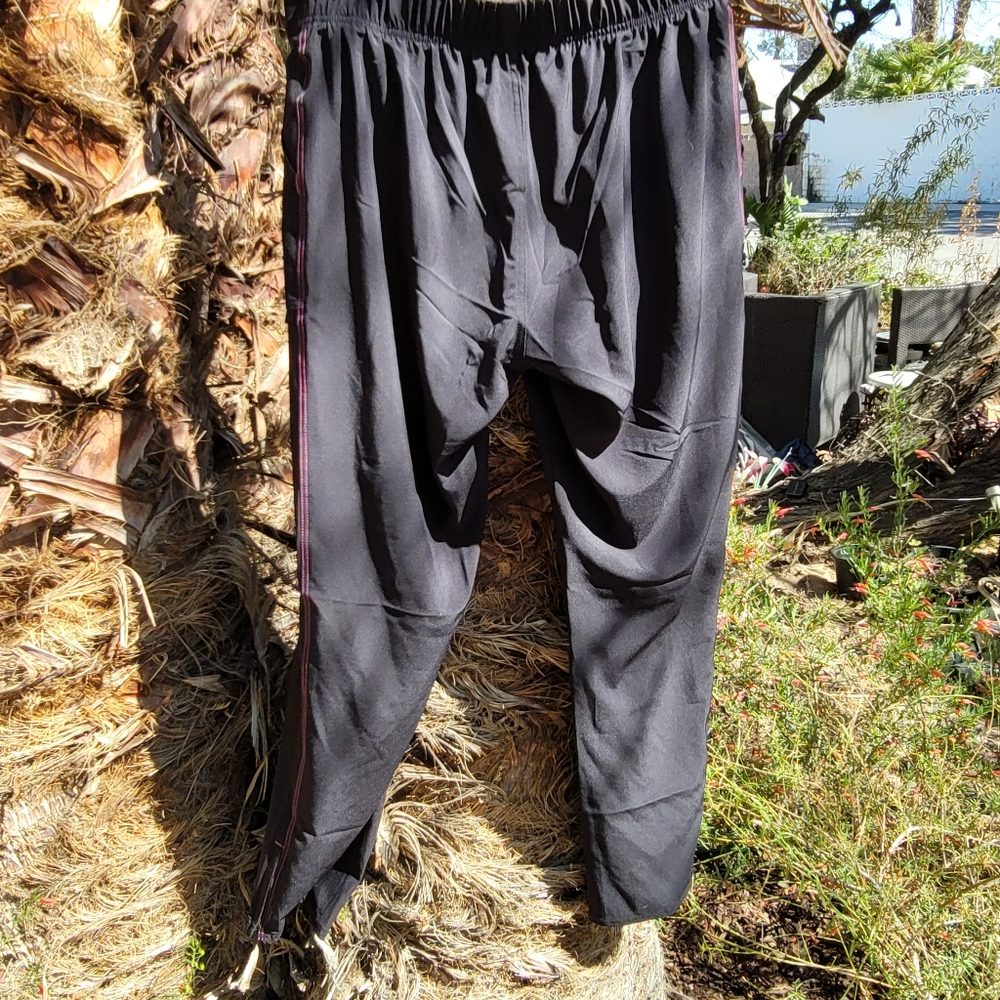 NWT MOISTURE CONTROL 4 WAY STRETCH SCRUB BOTTOMS - Picture 4 of 4